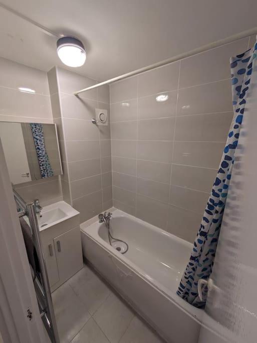 Flat, Apartment In Haggerston N1, Central 런던 외부 사진