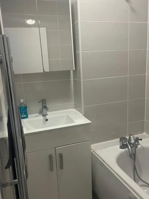 Flat, Apartment In Haggerston N1, Central 런던 외부 사진